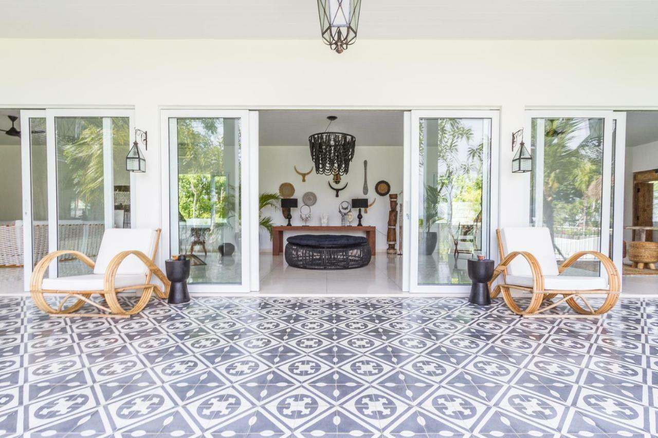 Villa Kusuma - Luxury Sea View 5 Bedroom Villa Close To Savaya อูลูวาตู ภายนอก รูปภาพ